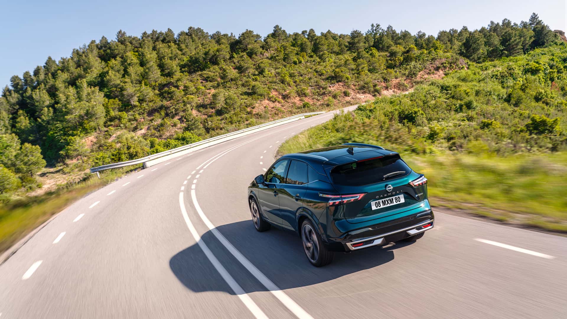 The Nissan Qashqai e-POWER has achieved a new Guinness World Records™ title for its global efficiency. Featured Image